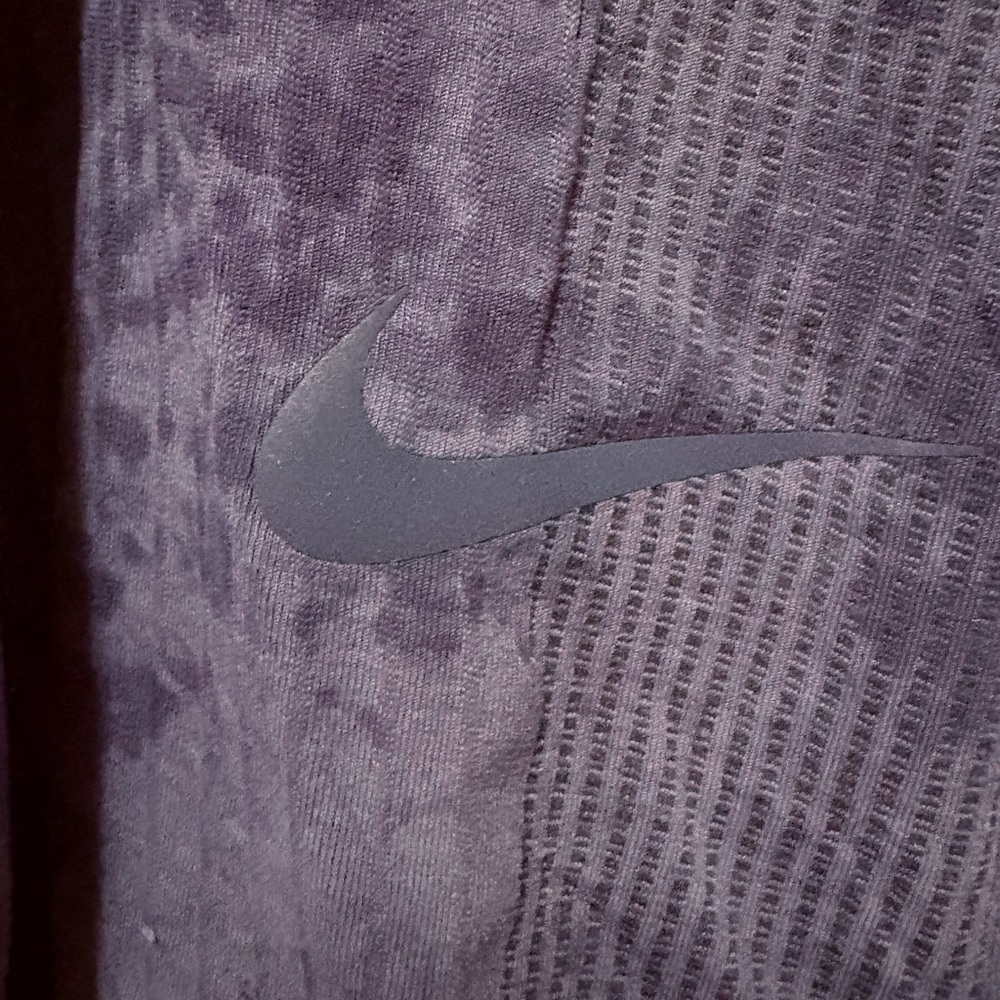 Nike Men's Long Sleeve Tee - Charcoal Black - Picture 5 of 11
